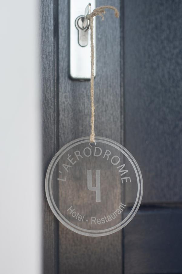 Logis Hotel & Restaurant De L'Aerodrome De La Baie De Somme Buigny-Saint-Maclou 외부 사진